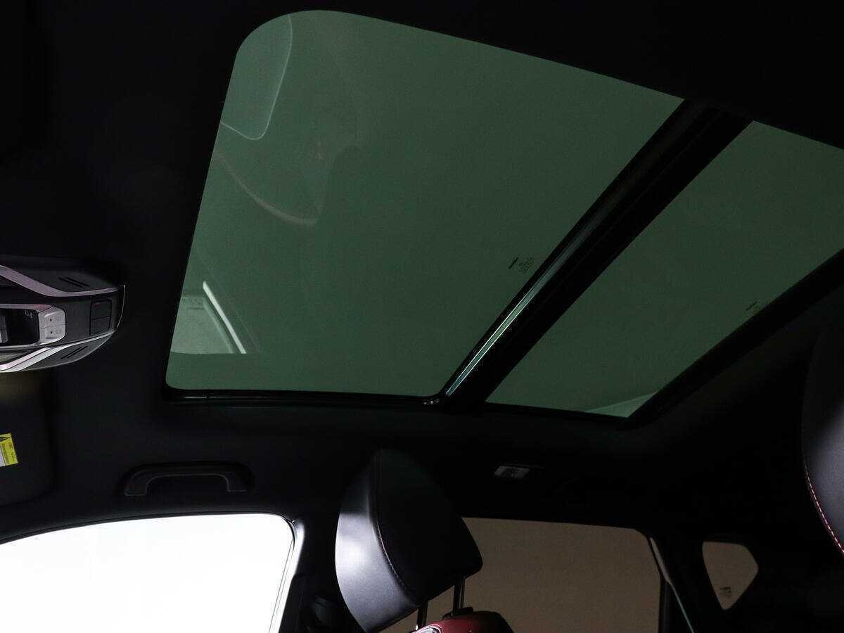 Б/У Джили Кулрэй 2021 года. Фото: #16