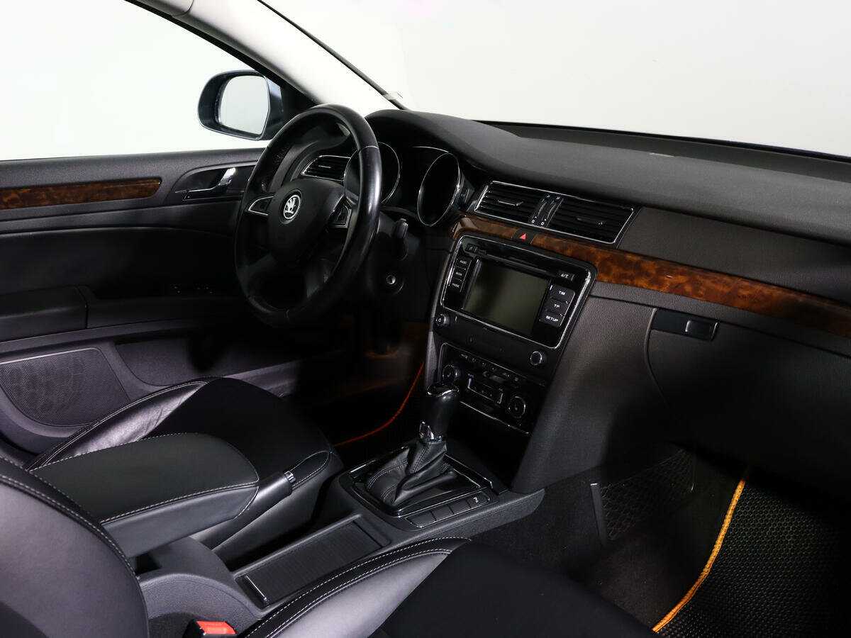 Б/У Шкода Суперб 2014 года. Фото: #8