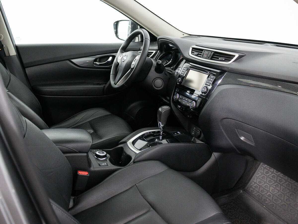 Б/У Ниссан Икс-Трейл 2016 года. Фото: #8