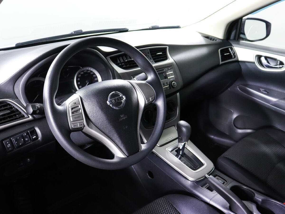 Б/У Ниссан Сентра 2015 года. Фото: #12