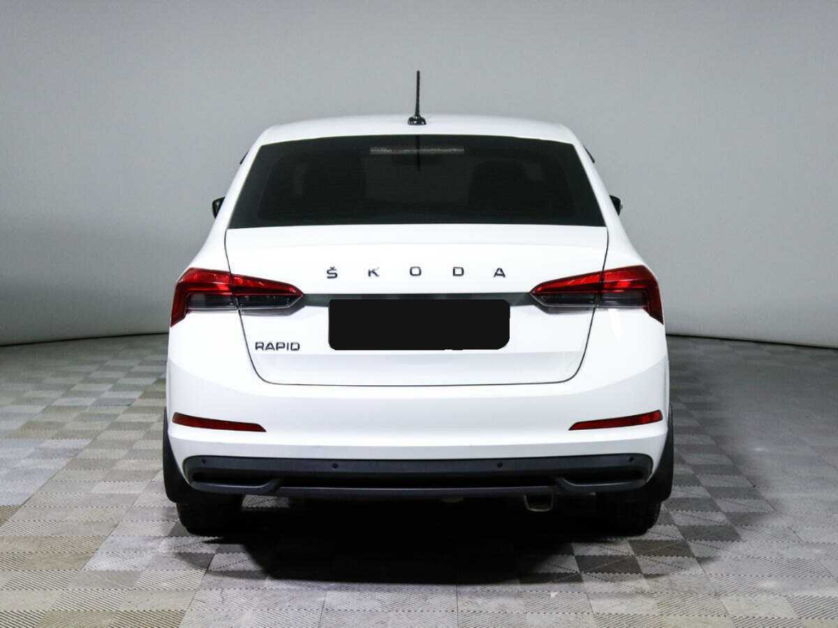 Б/У Шкода Рапид 2021 года. Фото: #4