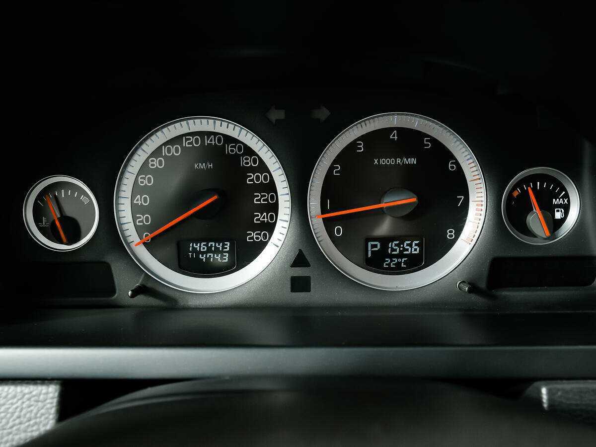 Б/У Вольво ИксЦ90 2012 года. Фото: #9