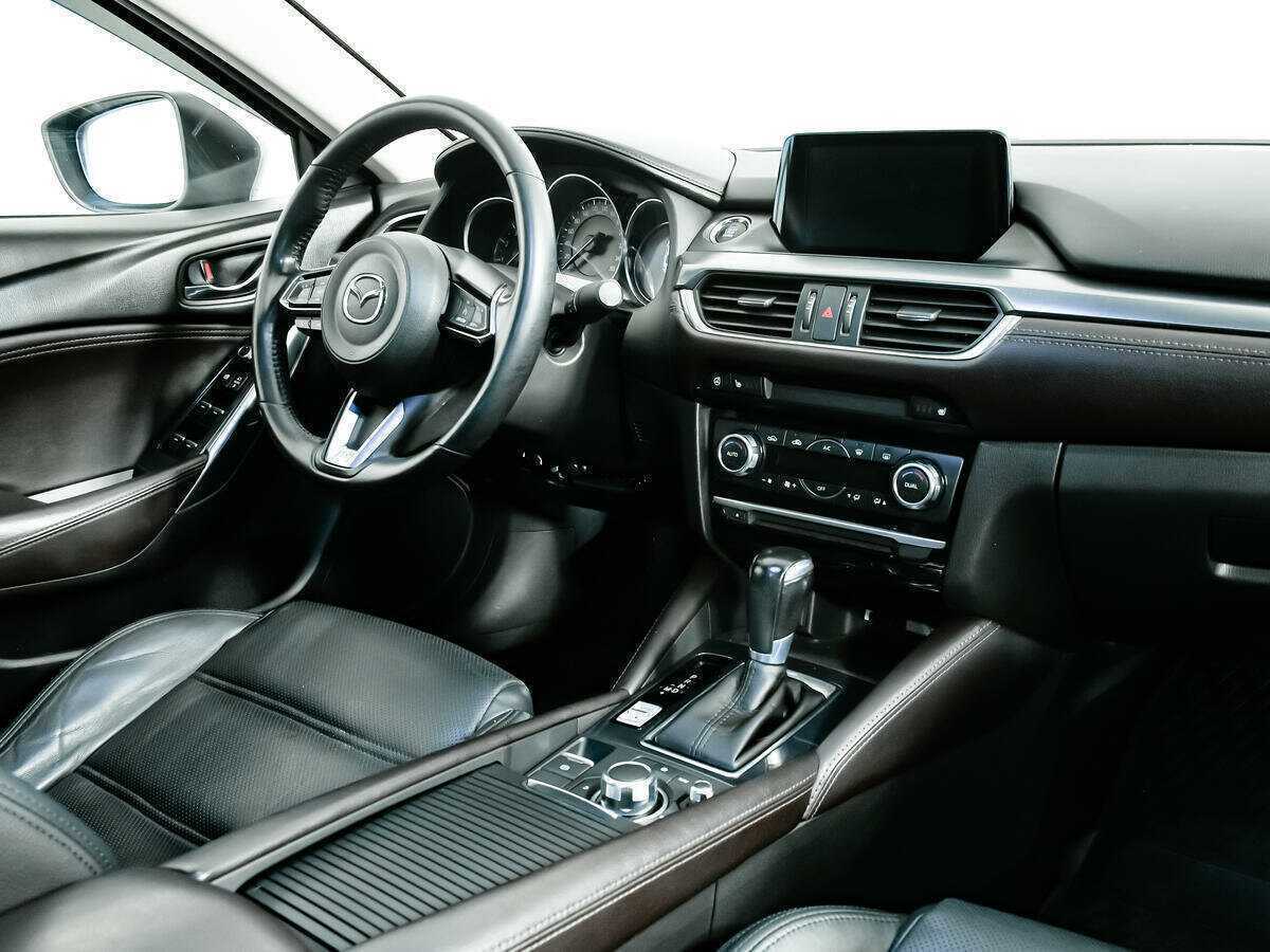 Б/У Мазда 6 2017 года. Фото: #7