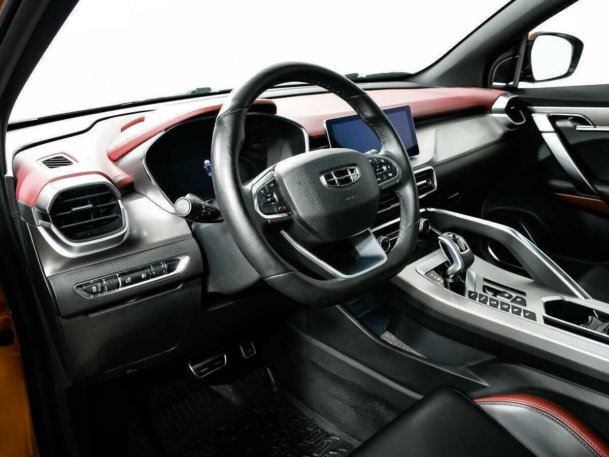 Б/У Джили Кулрэй 2020 года. Фото: #12