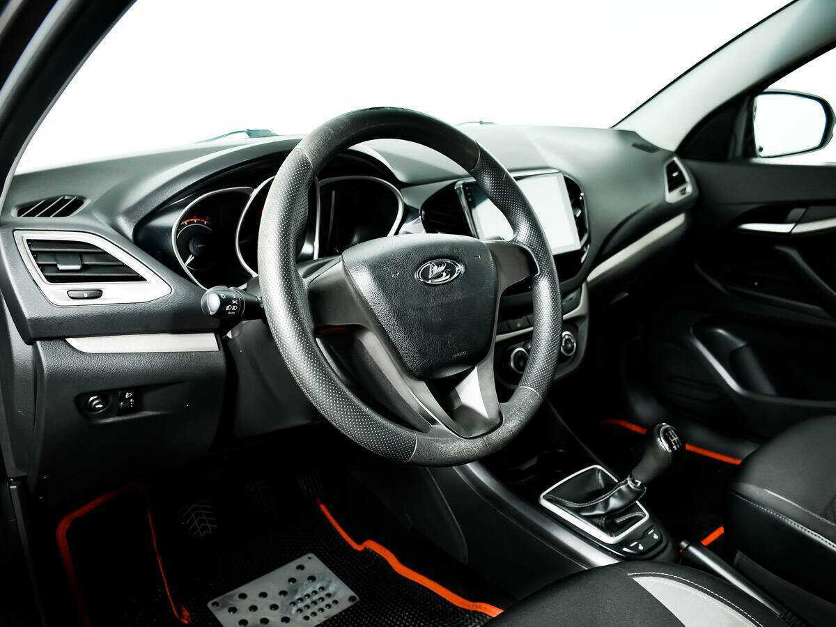 Б/У Лада (ВАЗ) Веста 2017 года. Фото: #12