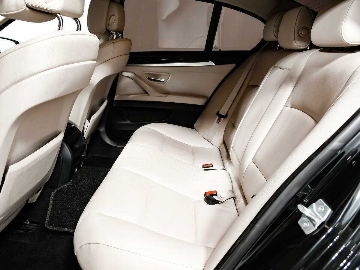 BMW 5 серии 2013 года с пробегом. Фото: #11