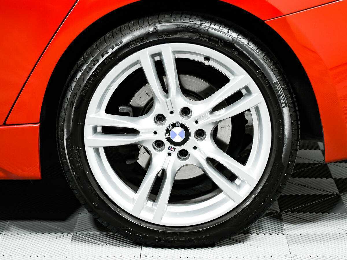 BMW 3 серии 2018 года с пробегом. Фото: #13