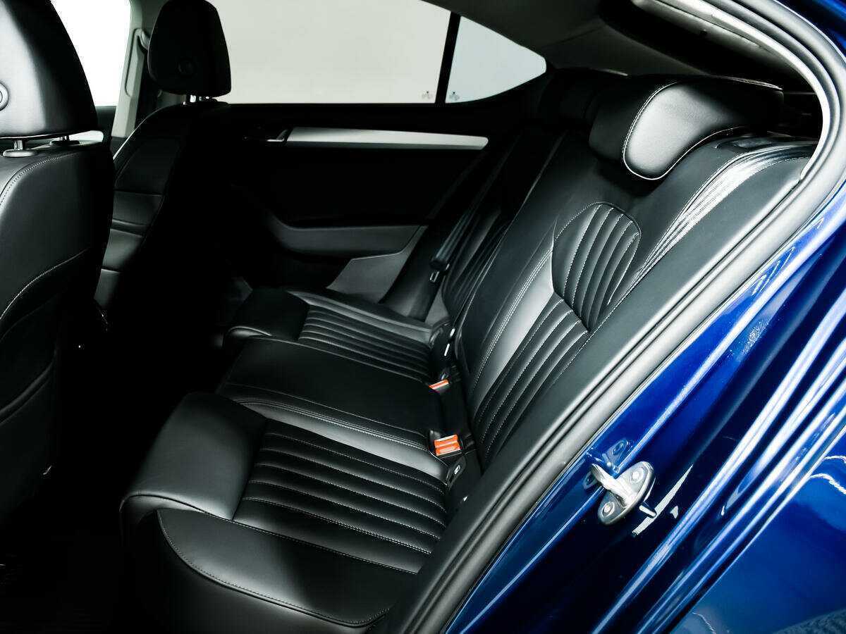 Skoda Superb 2019 года с пробегом. Фото: #11