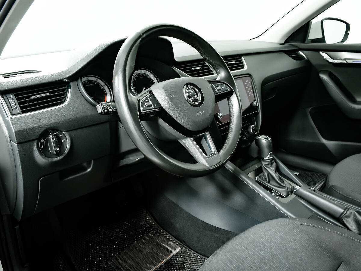 Skoda Octavia 2017 года с пробегом. Фото: #12