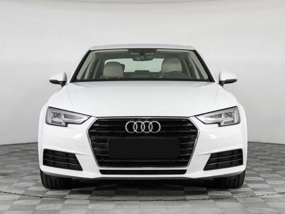 Audi A4 2019 года с пробегом. Фото: #1