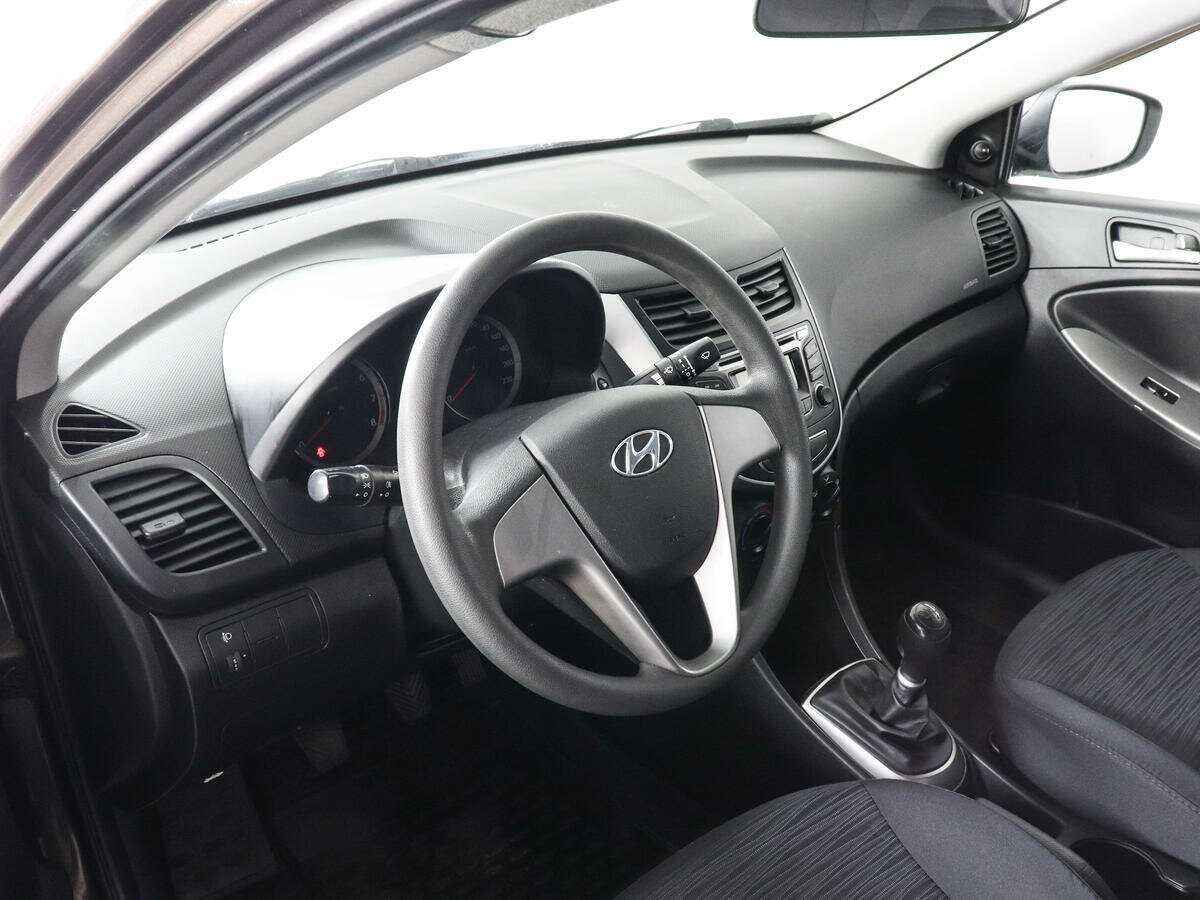 Б/У Хендай Солярис 2016 года. Фото: #8