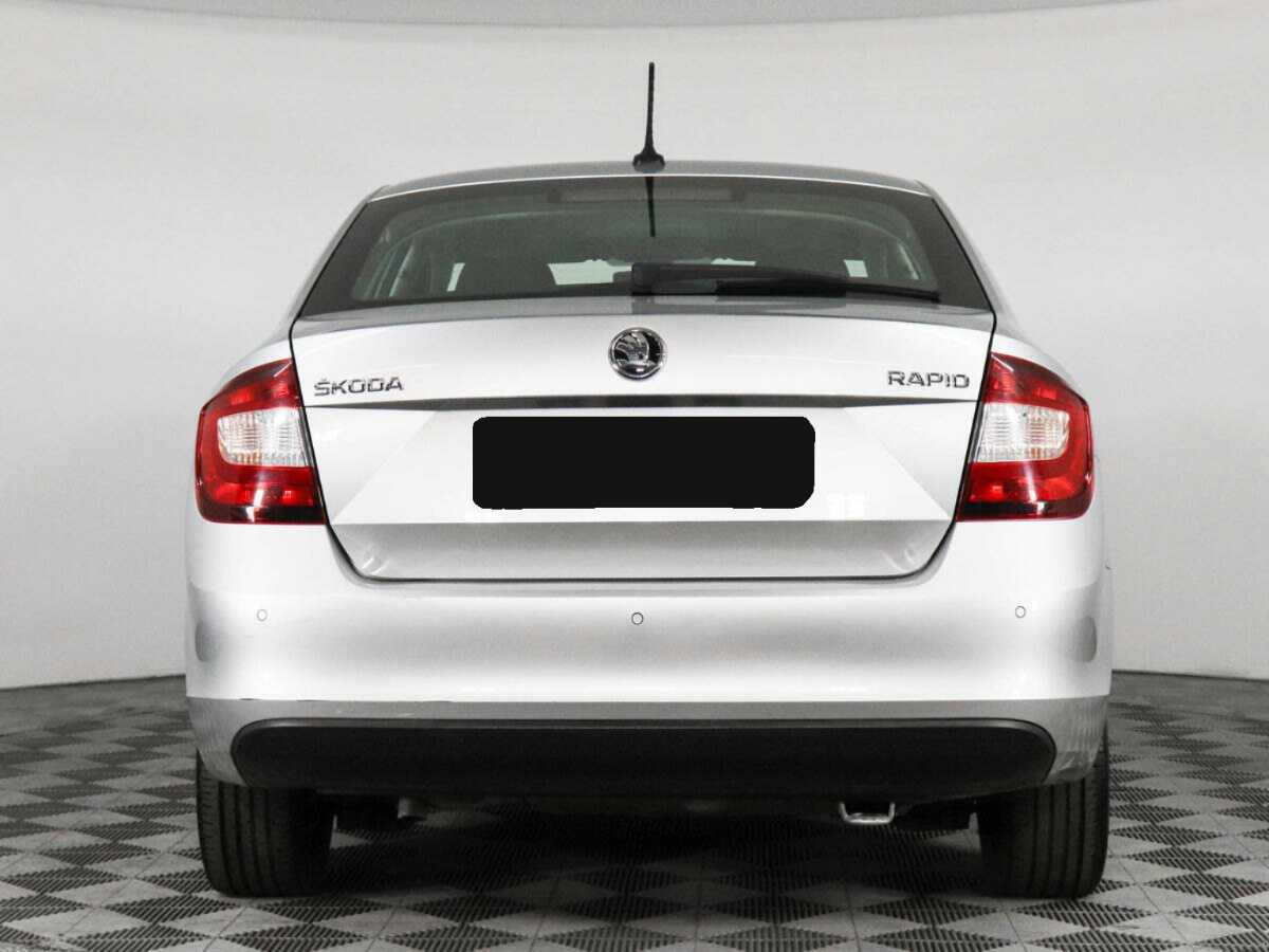 Б/У Шкода Рапид 2018 года. Фото: #5