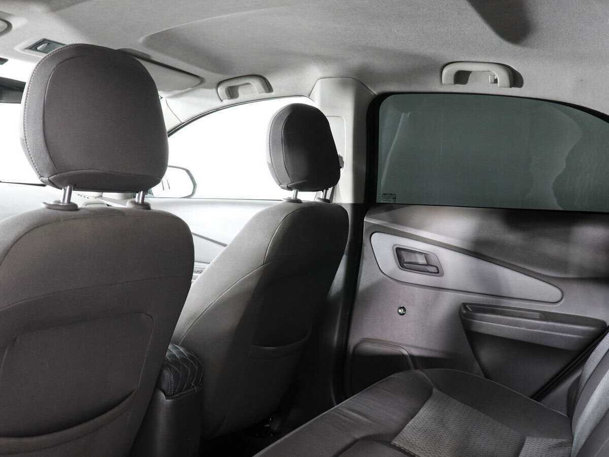 Б/У Шевроле Кобальт 2013 года. Фото: #11