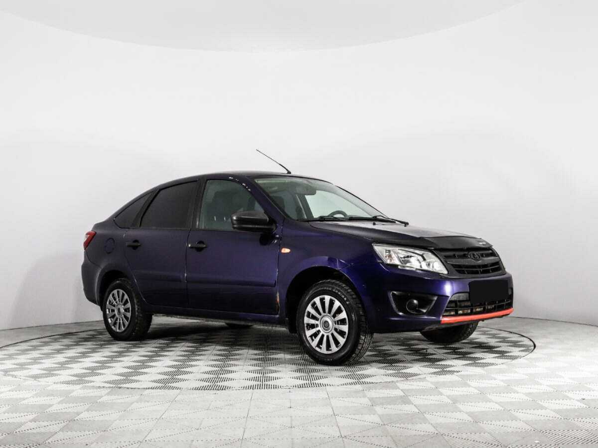 Б/У Лада (ВАЗ) Гранта 2015 года. Фото: #2