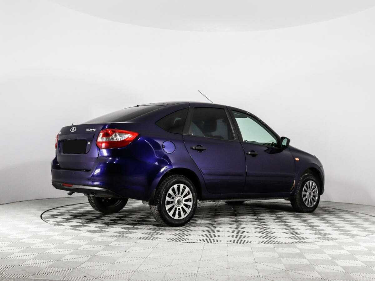 Б/У Лада (ВАЗ) Гранта 2015 года. Фото: #4