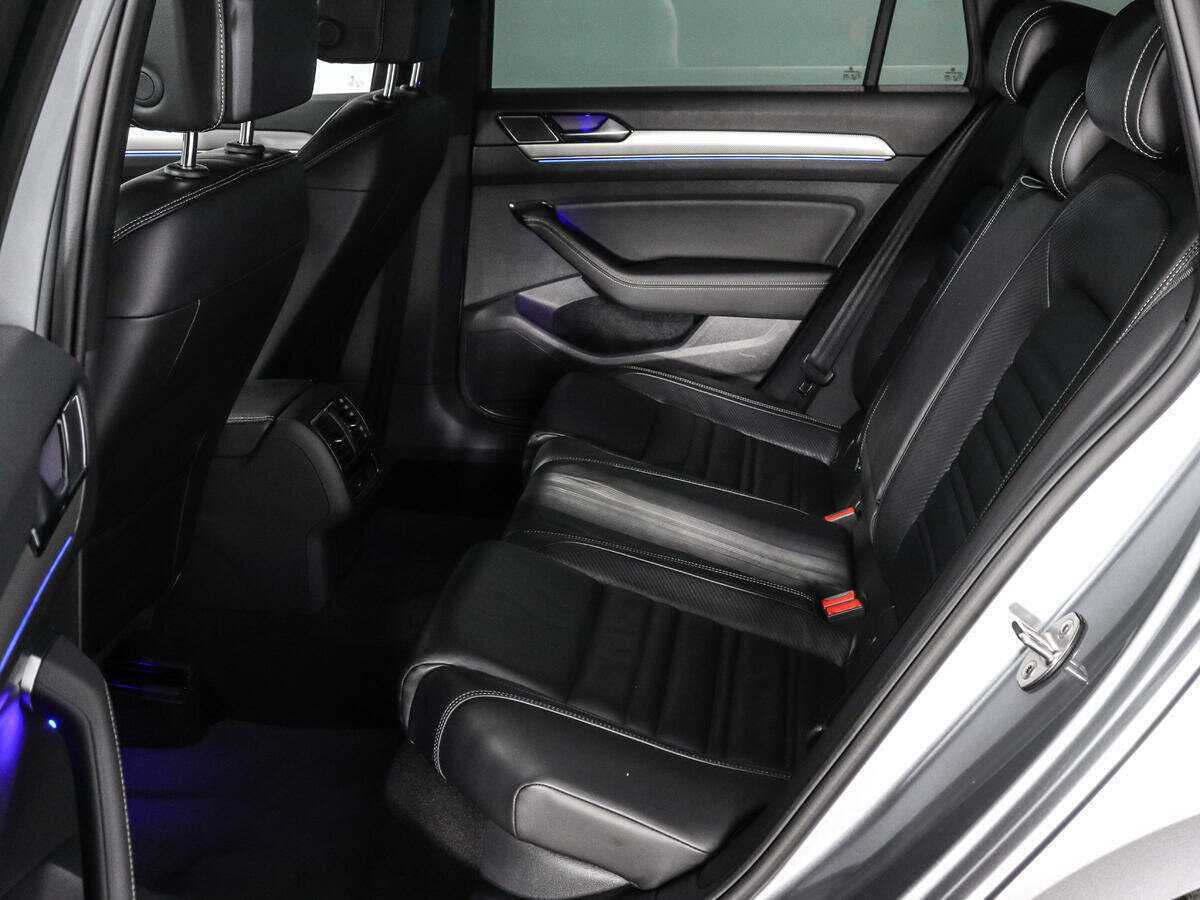 Volkswagen Passat 2019 года с пробегом. Фото: #10