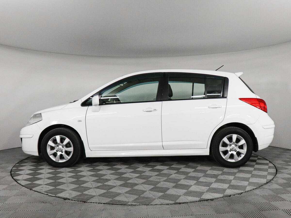 Б/У Ниссан Тиида 2013 года. Фото: #7