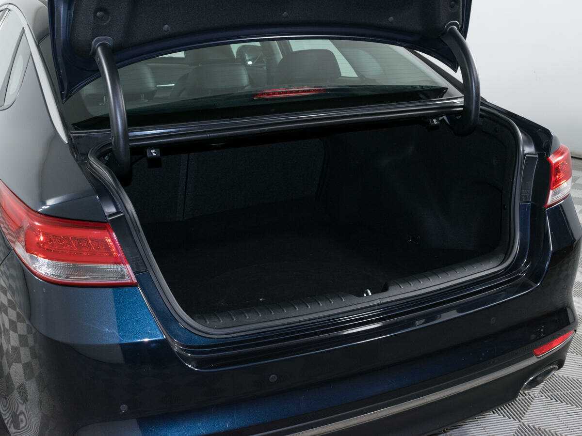 Б/У Киа Оптима 2018 года. Фото: #8