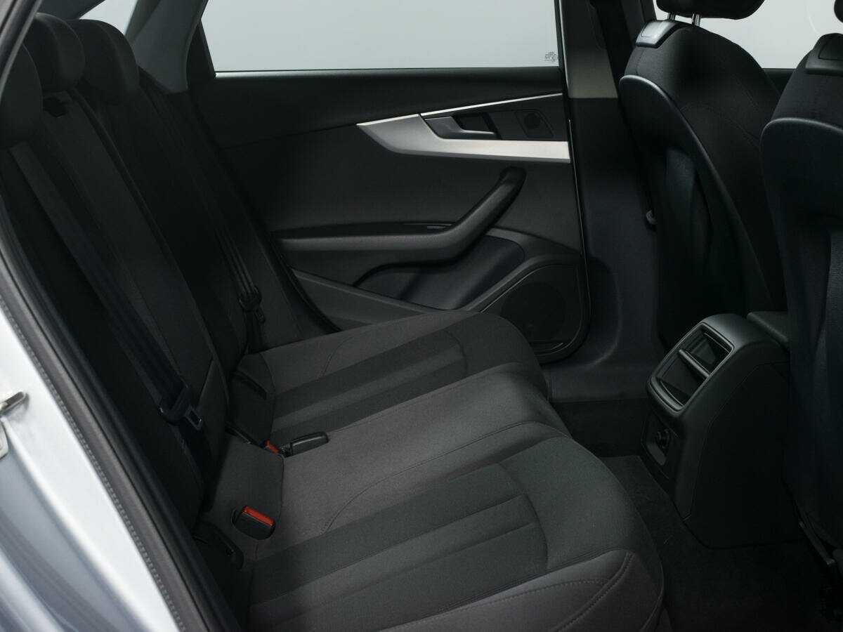 Audi A4 2017 года с пробегом. Фото: #10