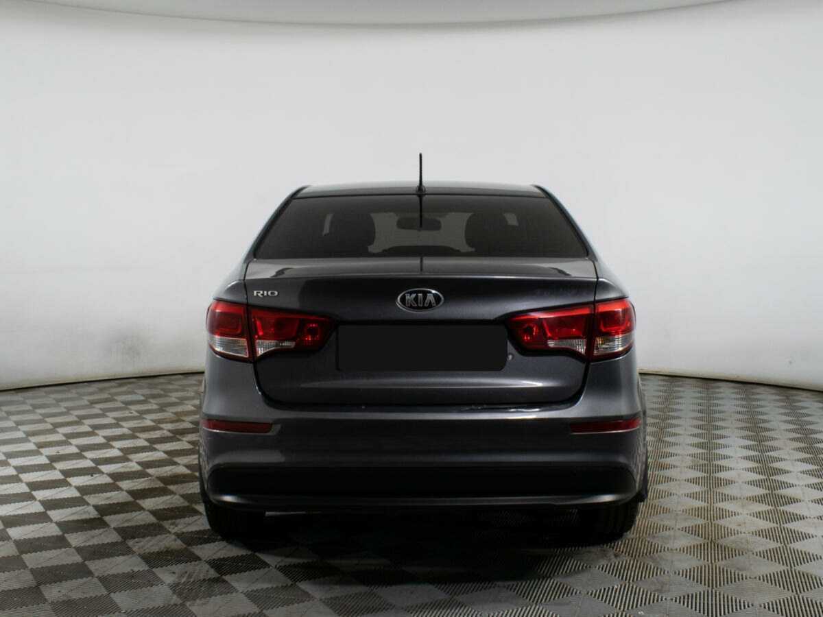 Б/У Киа Рио 2015 года. Фото: #4