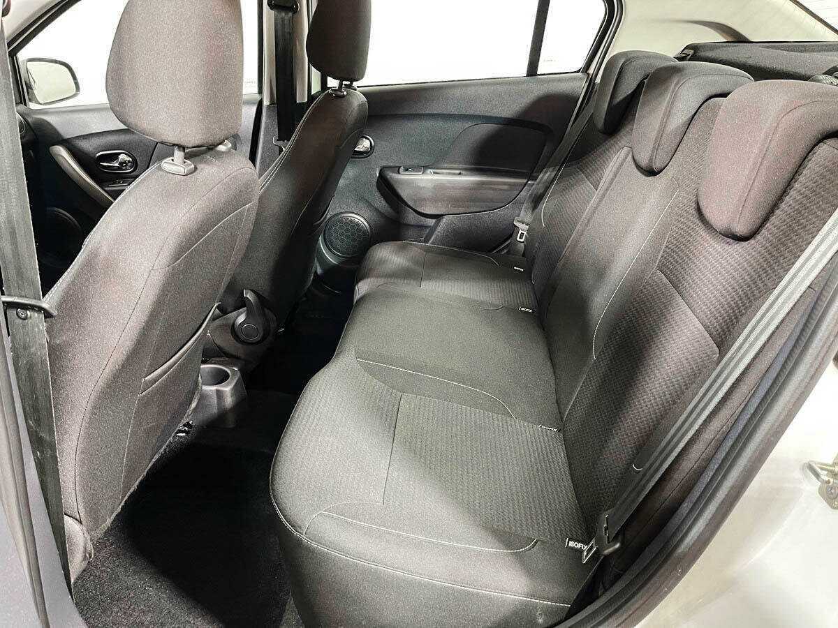 Б/У Рено Логан 2020 года. Фото: #9