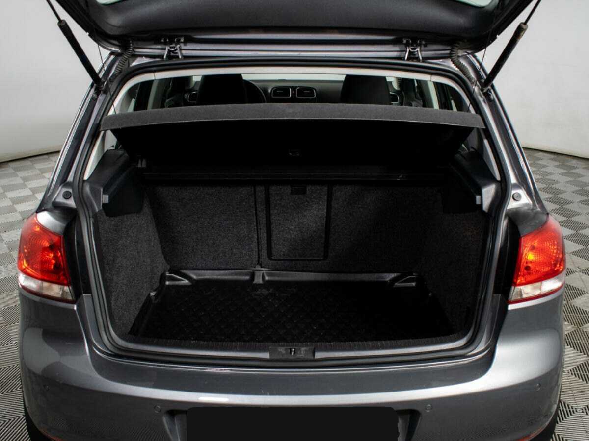 Б/У Фольксваген Гольф 2012 года. Фото: #11