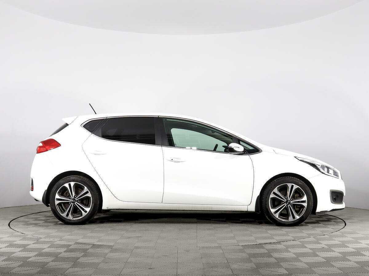 Б/У Киа Сид 2016 года. Фото: #3