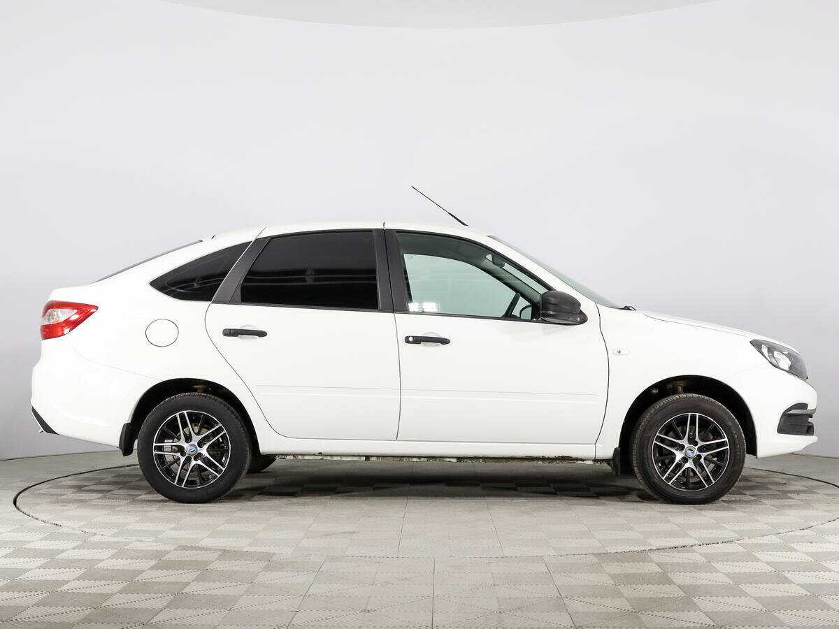 Б/У Лада (ВАЗ) Гранта 2019 года. Фото: #3