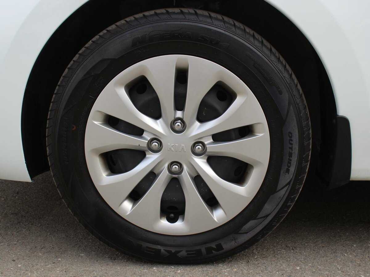 Б/У Киа Рио 2018 года. Фото: #12