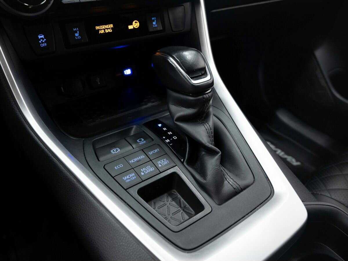 Toyota RAV4 2021 года с пробегом. Фото: #22