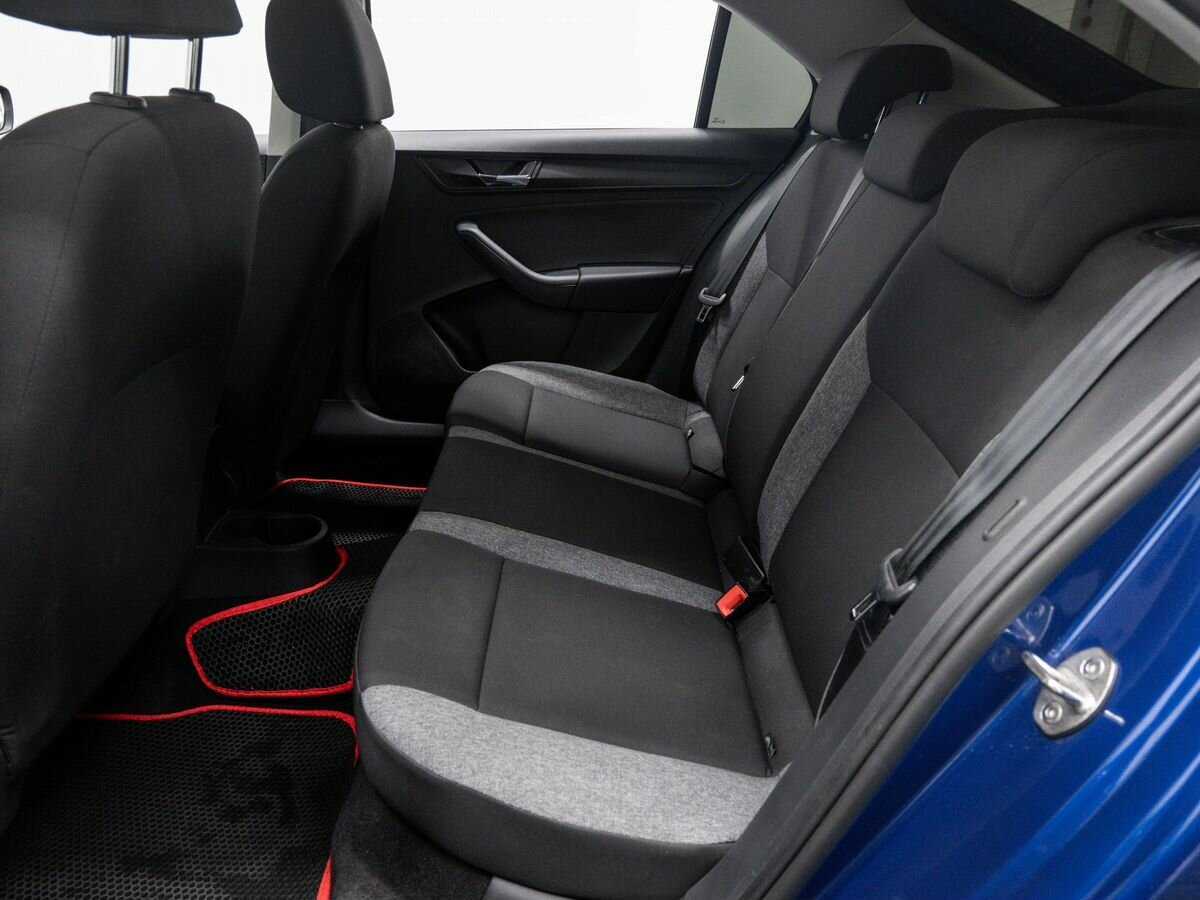 Б/У Шкода Рапид 2021 года. Фото: #12