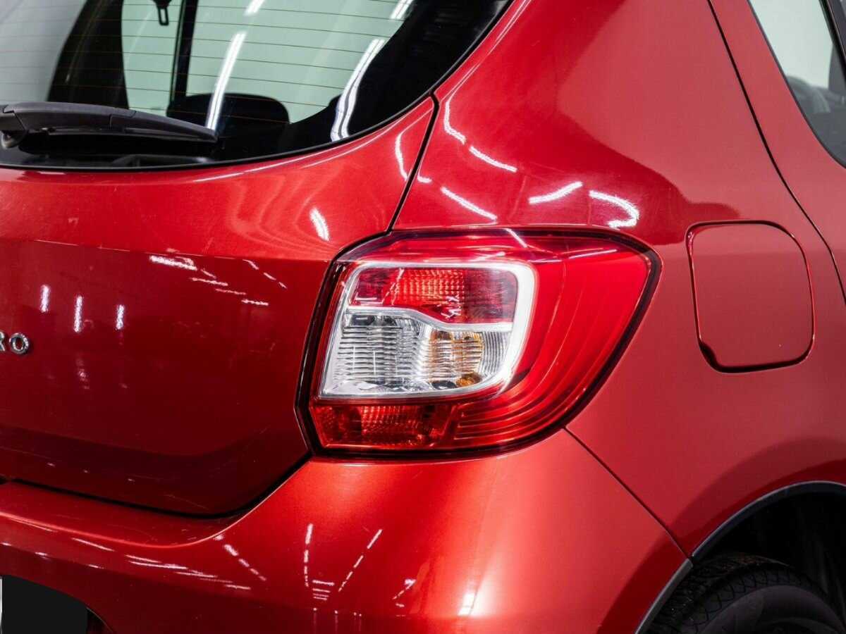 Б/У Рено Сандеро 2017 года. Фото: #20