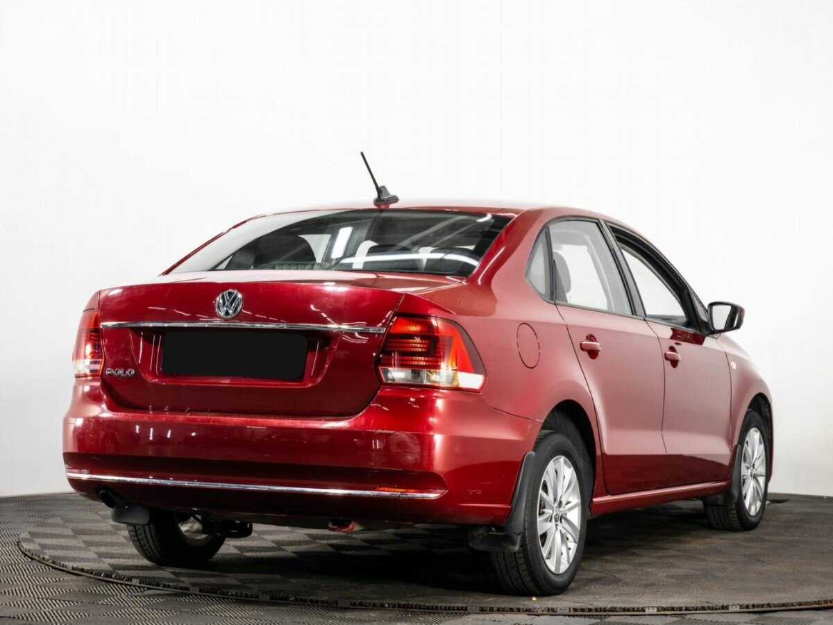 Б/У Фольксваген Поло 2017 года. Фото: #1