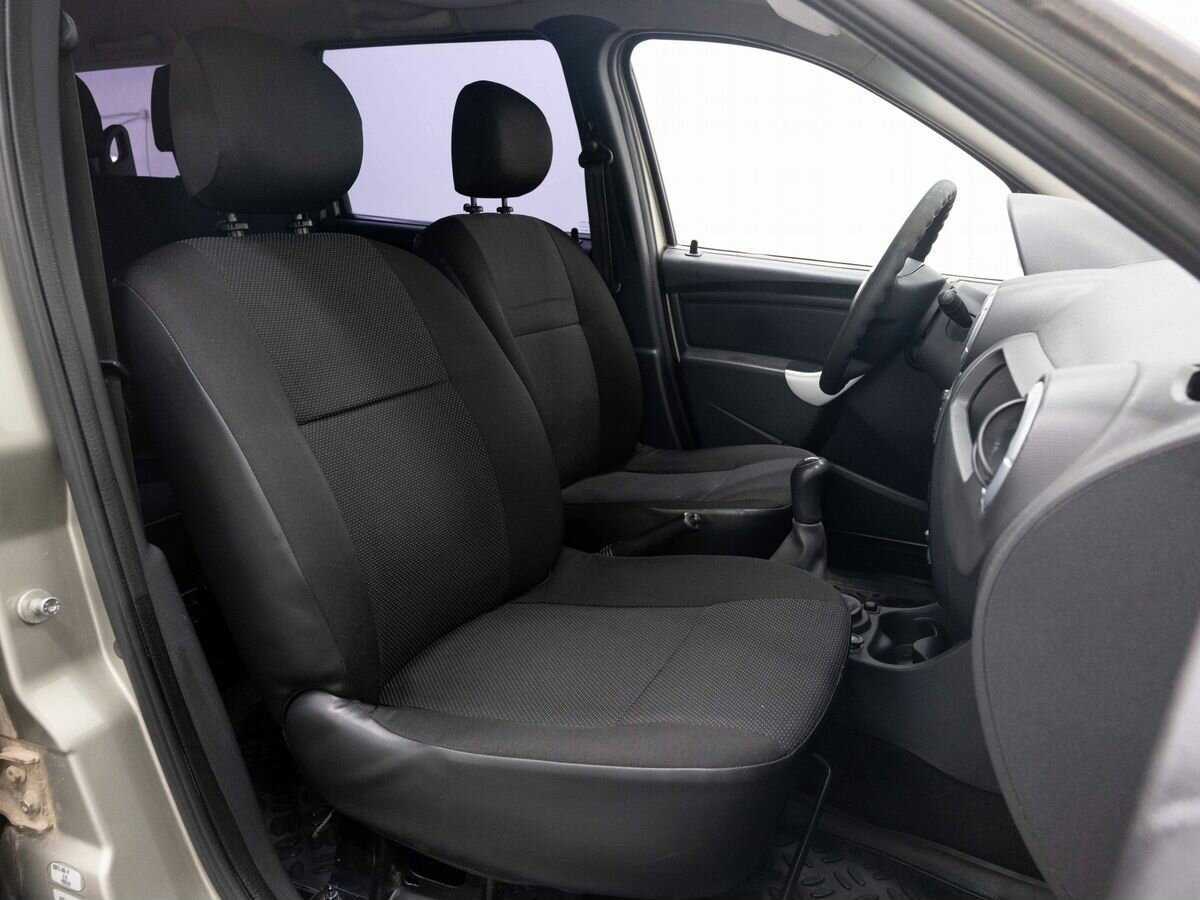 Б/У Лада (ВАЗ) Ларгус 2014 года. Фото: #11