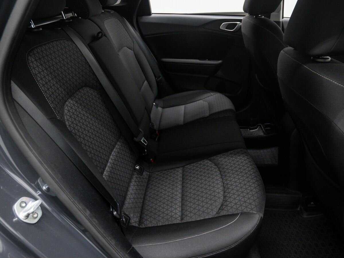 Б/У Киа Сид 2019 года. Фото: #9