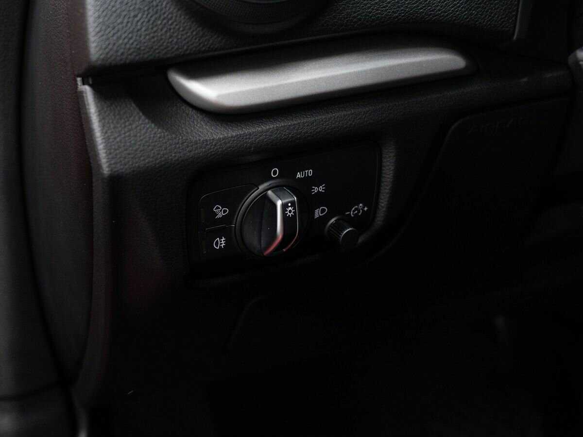 Audi A3 2020 года с пробегом. Фото: #16