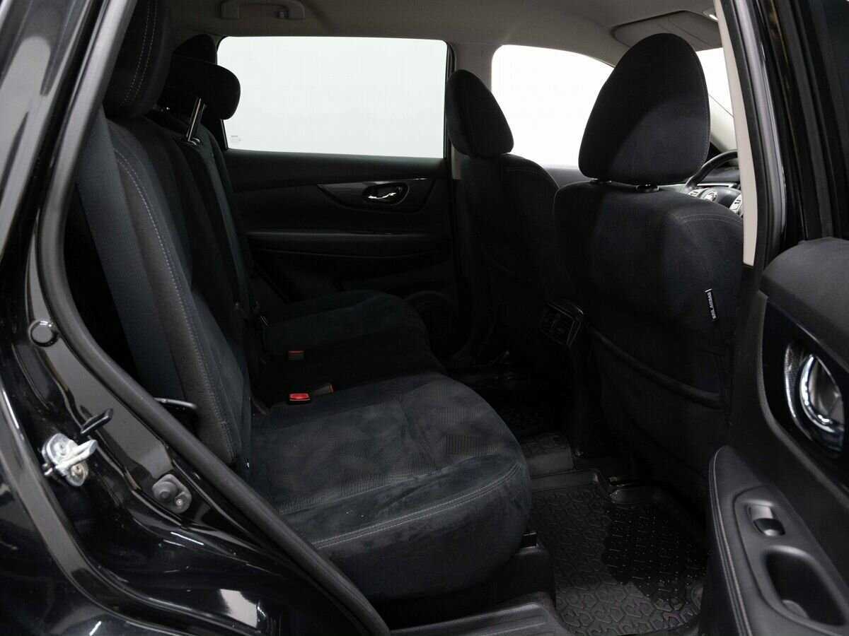 Б/У Ниссан Икс-Трейл 2016 года. Фото: #11