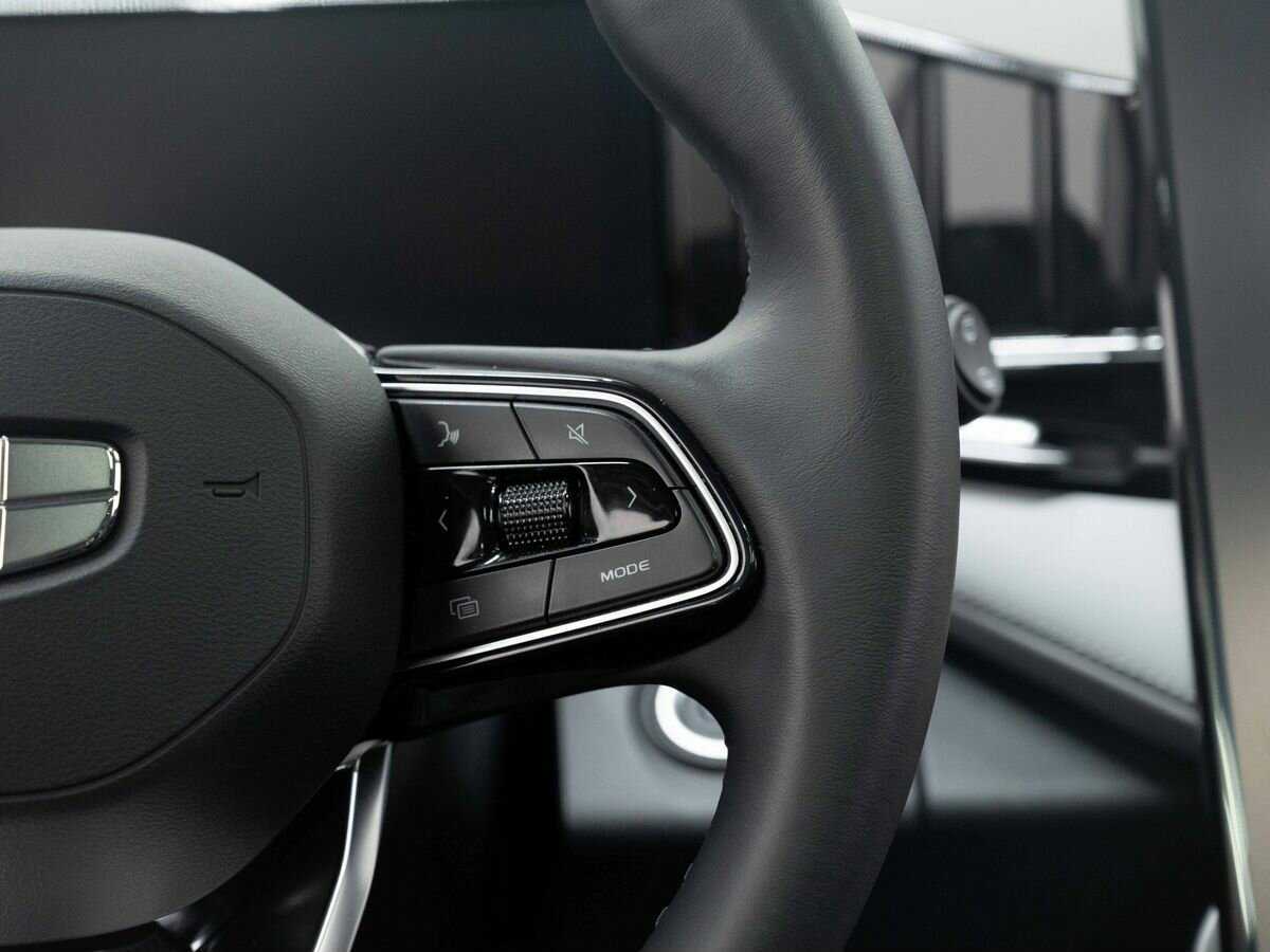 Geely Atlas 2023 года с пробегом. Фото: #18