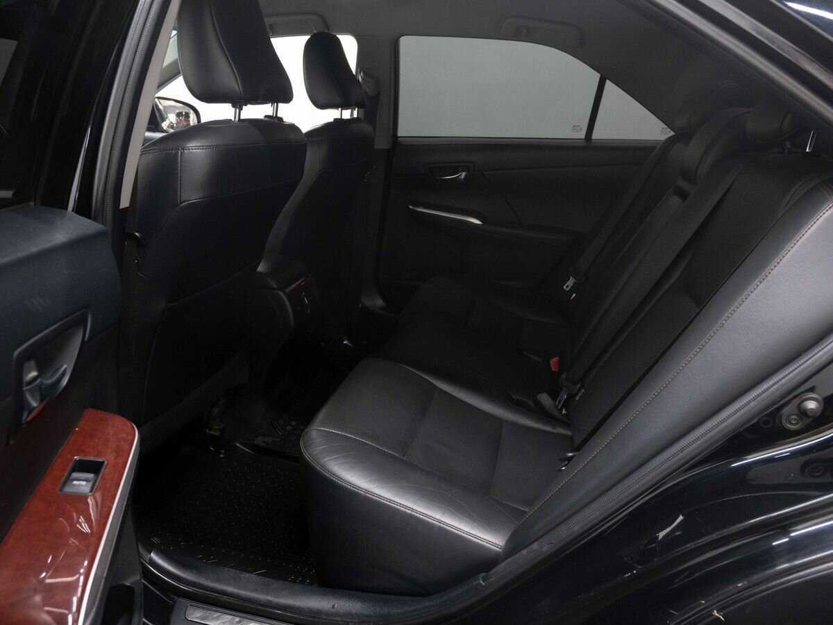 Б/У Тойота Камри 2012 года. Фото: #8