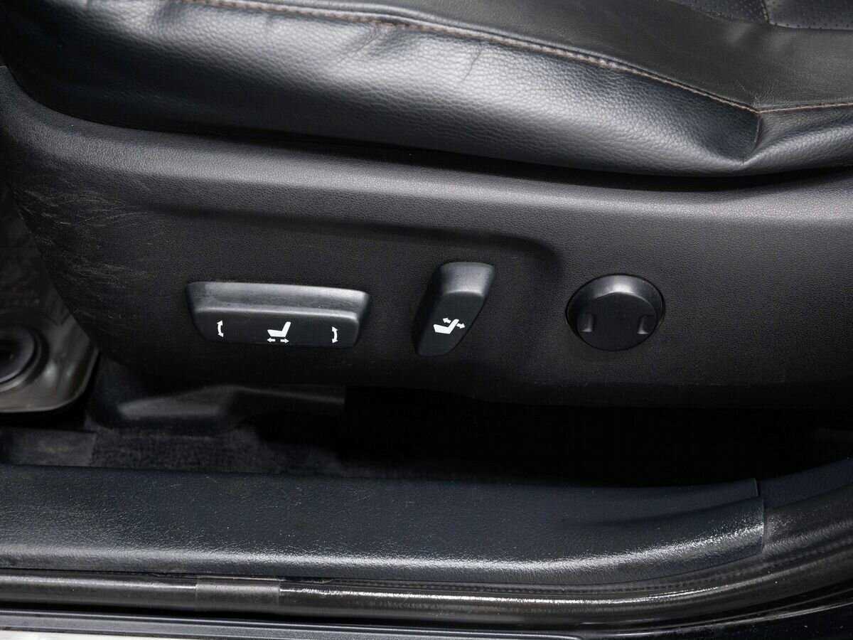 Б/У Тойота Камри 2012 года. Фото: #19