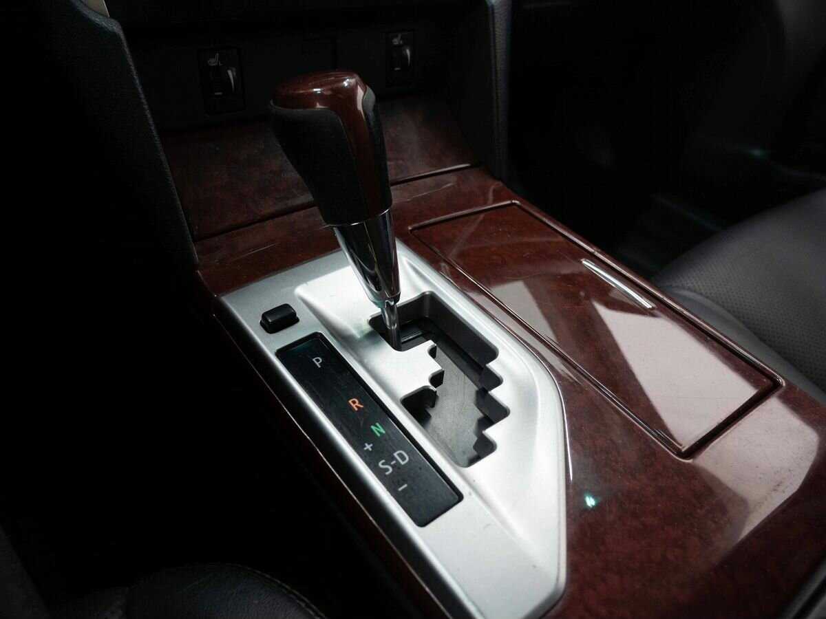 Б/У Тойота Камри 2012 года. Фото: #22