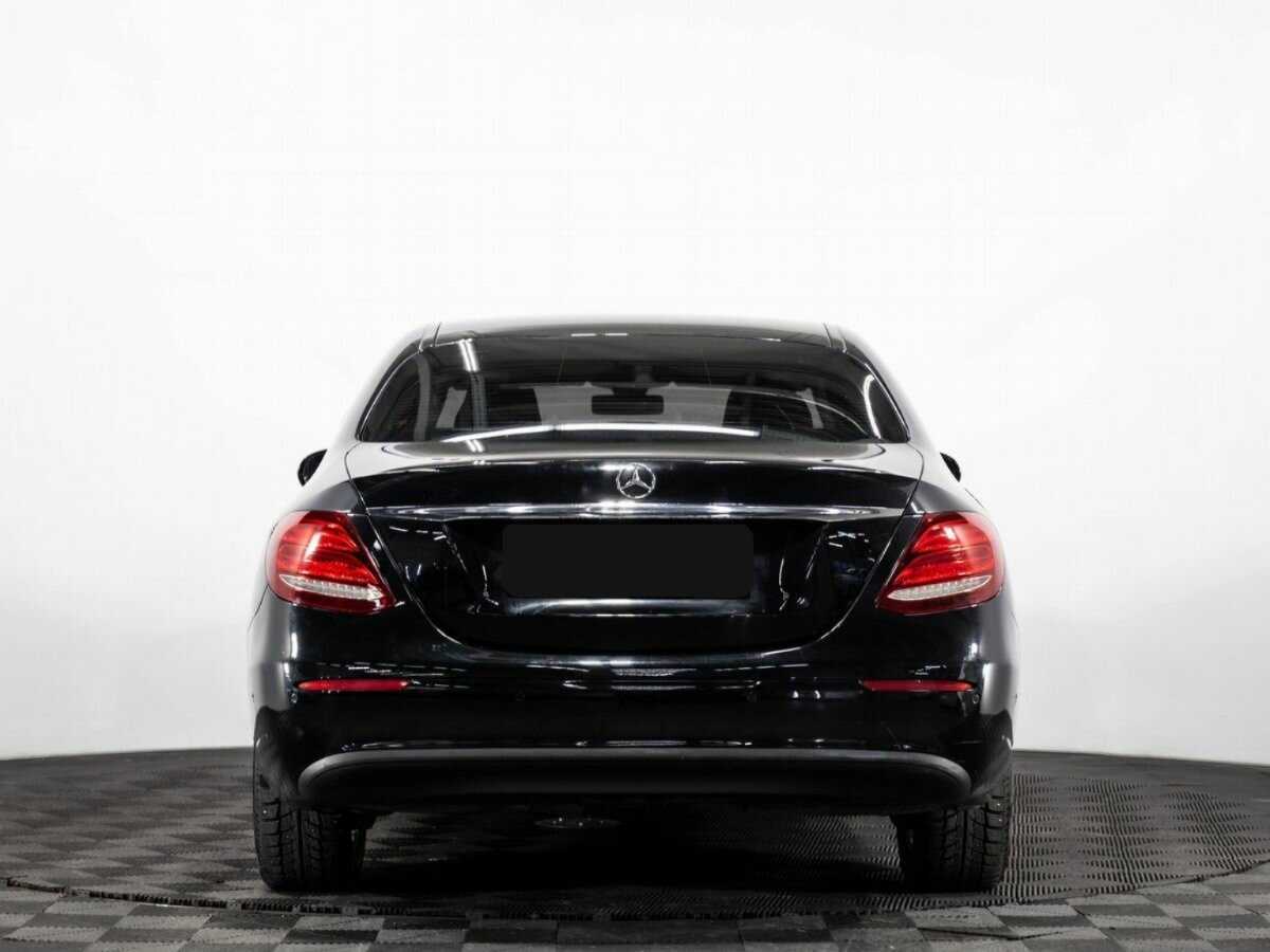 Mercedes-Benz E-Класс 2019 года с пробегом. Фото: #4
