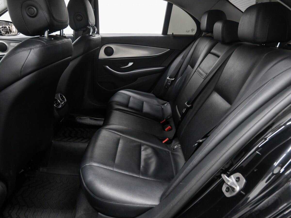 Mercedes-Benz E-Класс 2019 года с пробегом. Фото: #10