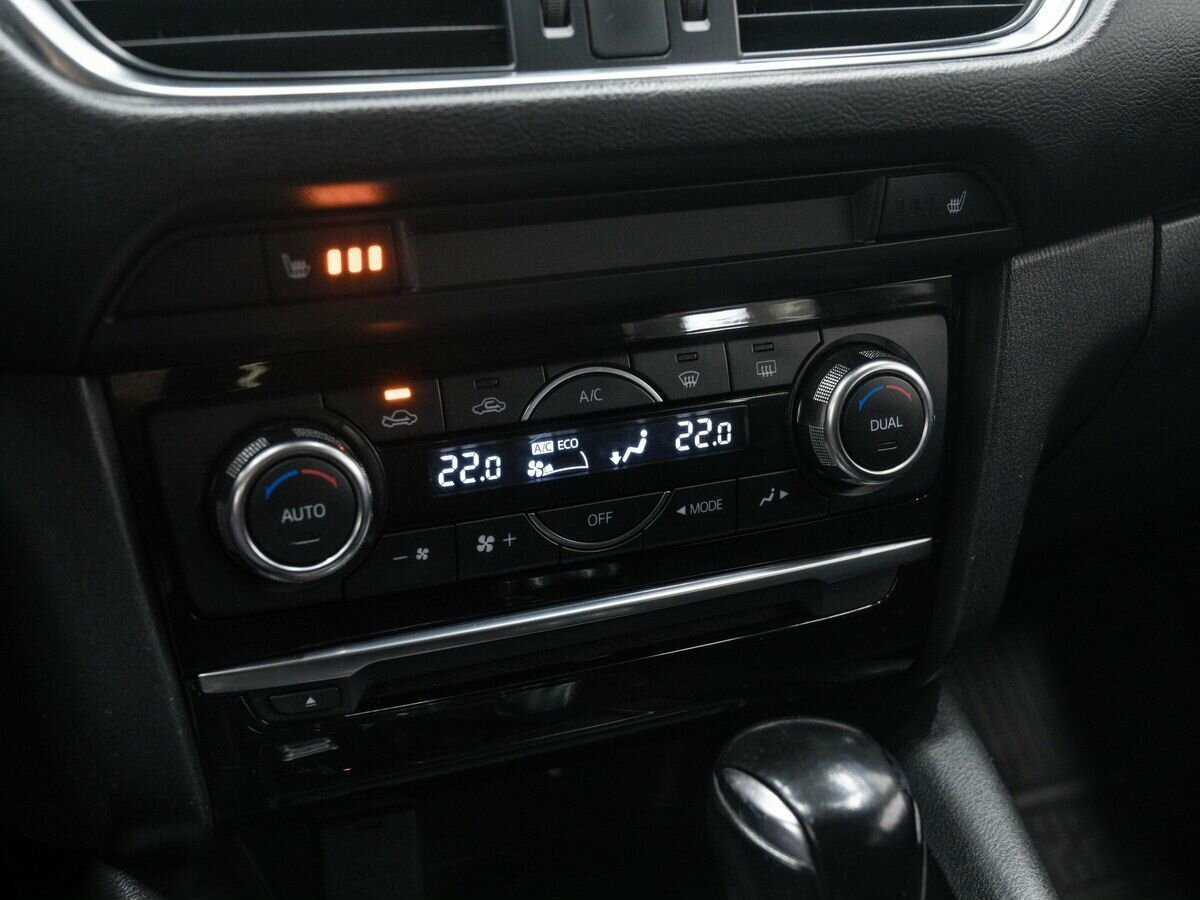 Б/У Мазда 6 2015 года. Фото: #17