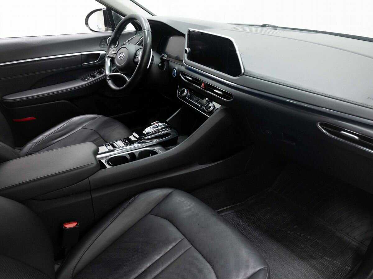 Hyundai Sonata 2020 года с пробегом. Фото: #12