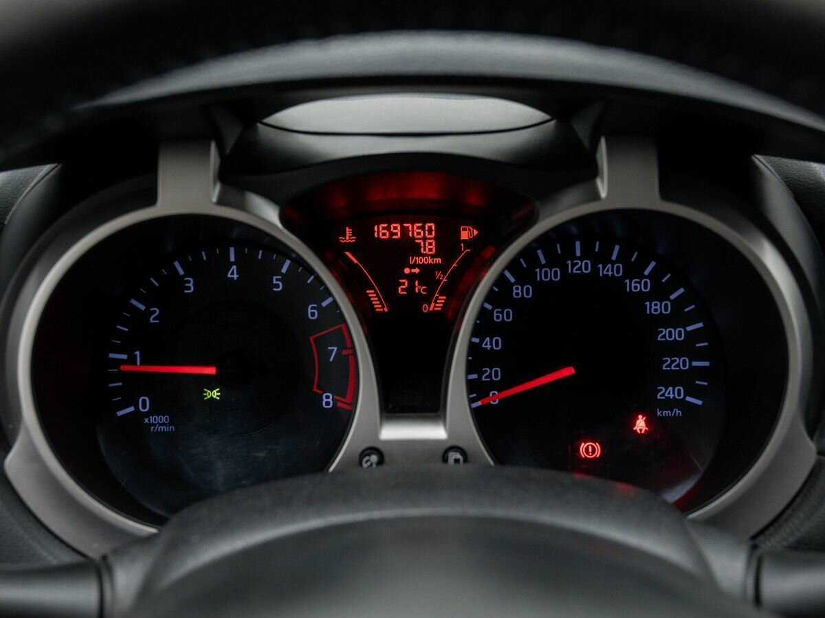 Б/У Ниссан Жук 2012 года. Фото: #21