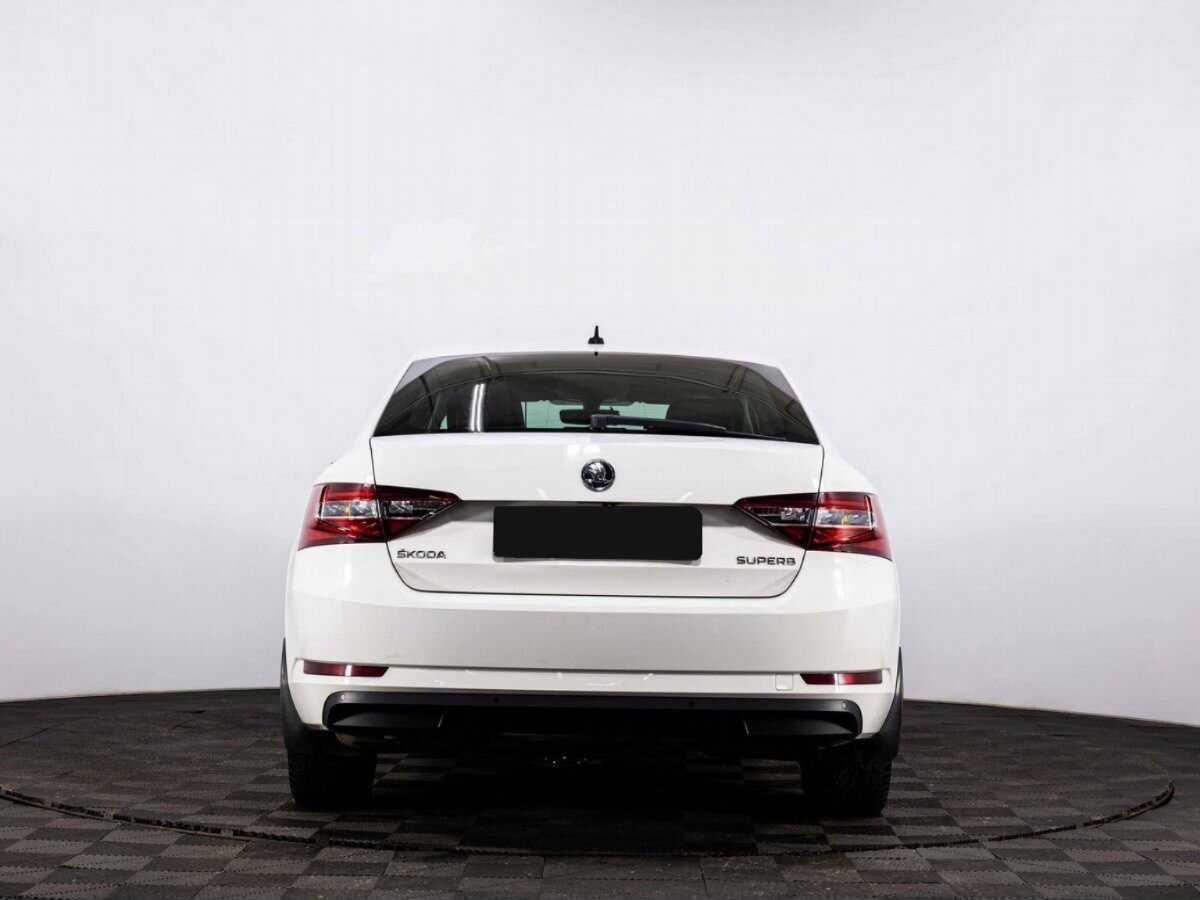 Б/У Шкода Суперб 2016 года. Фото: #4