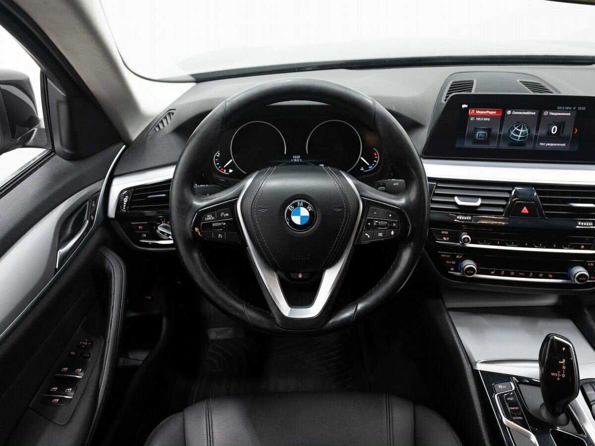 BMW 5 серии 2019 года с пробегом. Фото: #16