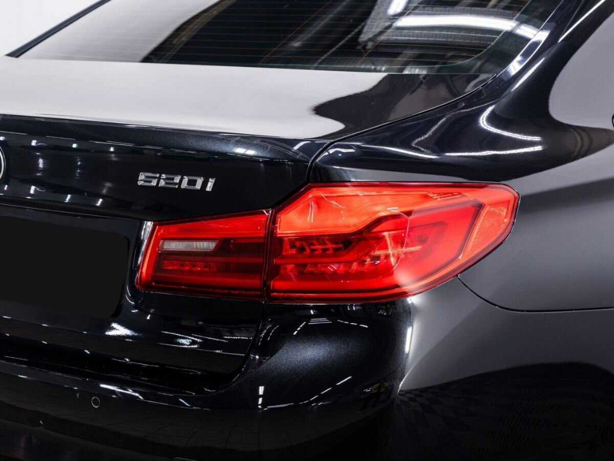 BMW 5 серии 2019 года с пробегом. Фото: #27