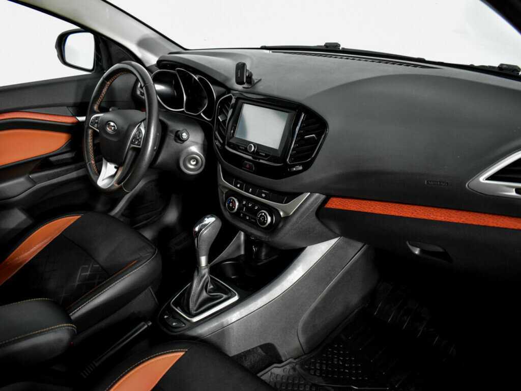 Б/У Лада (ВАЗ) Веста 2020 года. Фото: #8